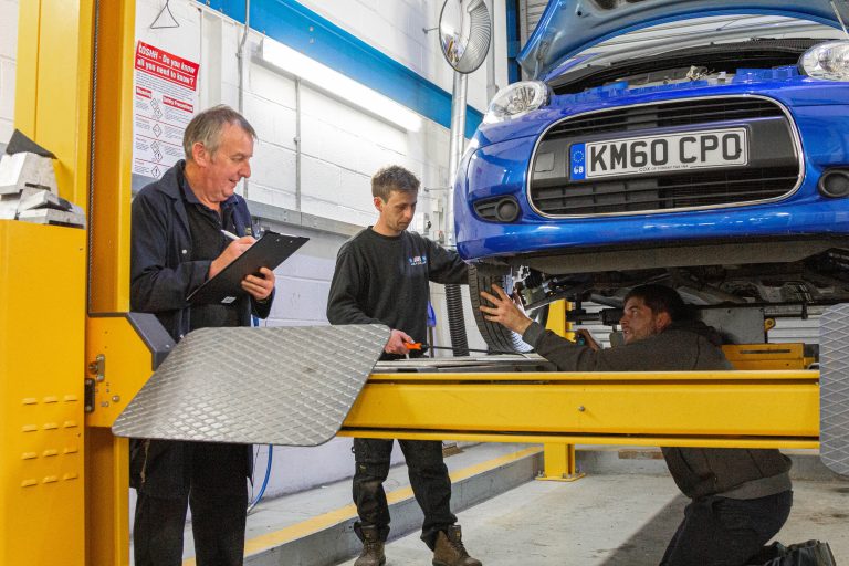 Students doing MOT testing