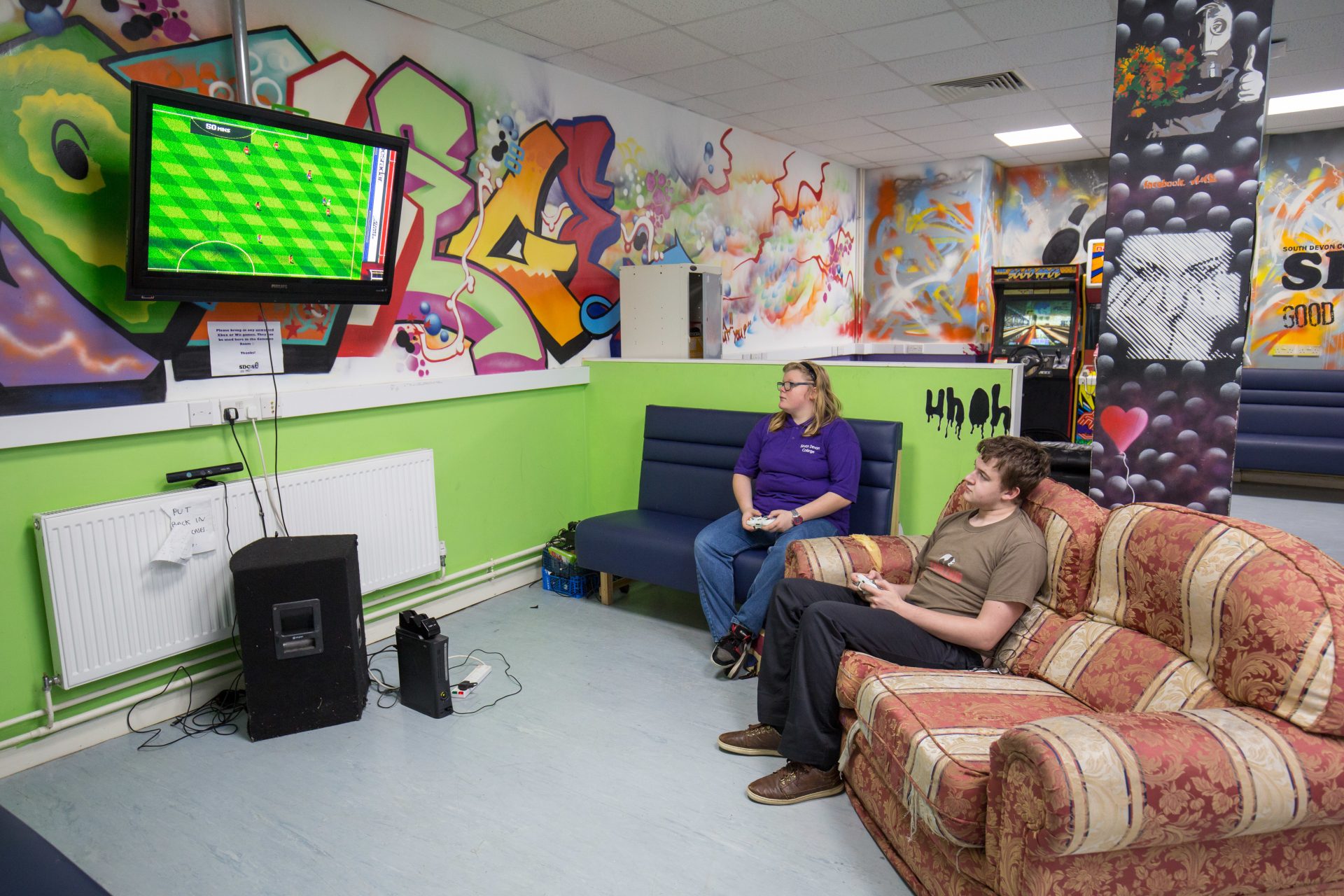 Students playing Fifa in the student union common room